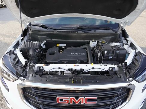Used 2020 GMC Terrain SLE image 29