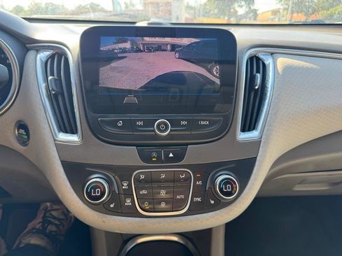 Used 2020 Chevrolet Malibu LT image 11