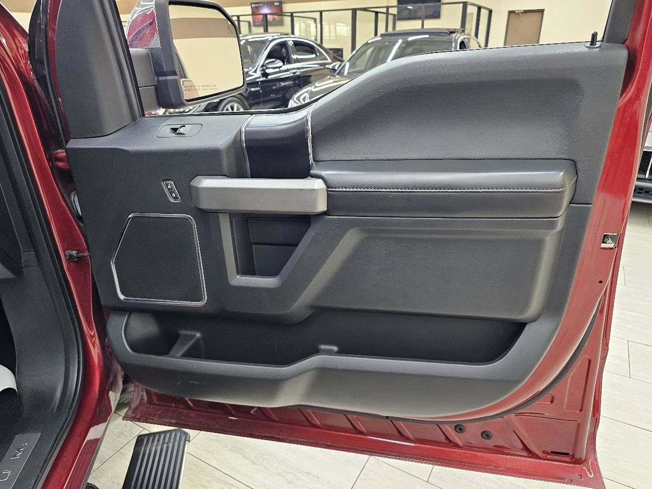 Used 2018 Ford F150 Platinum w/ Equipment Group 701A Luxury RWD image 42