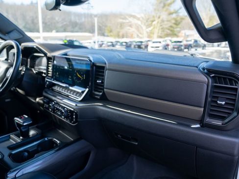 Used 2022 Chevrolet Silverado 1500 ZR2 w/ Technology Package image 13