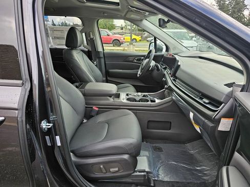 New 2026 Kia Carnival SX Prestige image 11