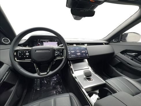 Used 2026 Land Rover Range Rover Evoque S AWD/4WD image 44