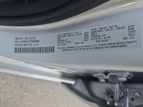 New 2026 RAM 1500 Laramie AWD/4WD image 31