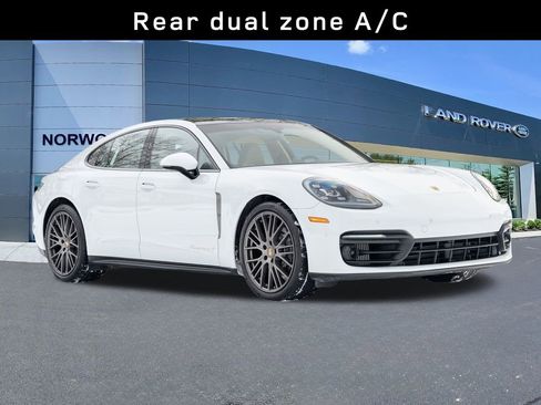 Used 2023 Porsche Panamera 4 Platinum Edition image 3