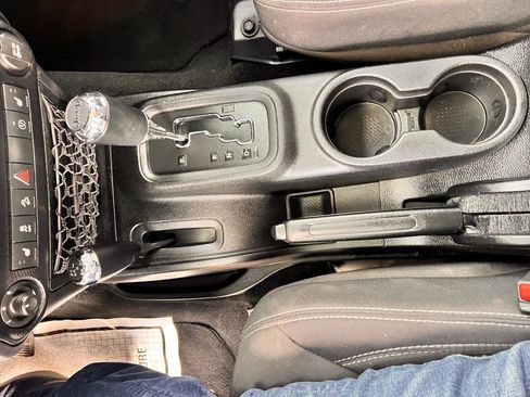 Used 2013 Jeep Wrangler Unlimited Rubicon w/ Dual Top Group image 26