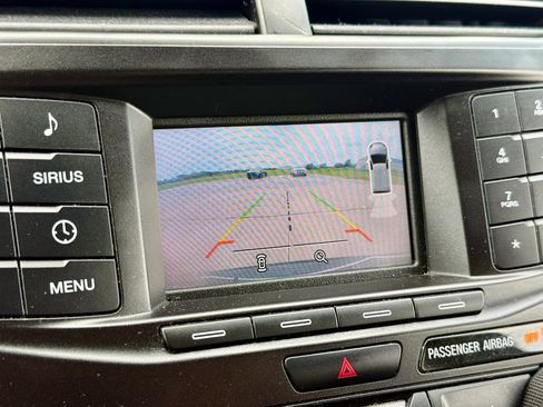 Used 2018 Ford Explorer XLT AWD/4WD image 23