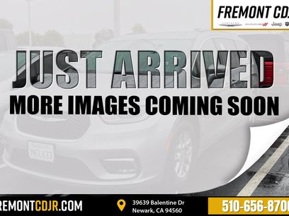Used 2021 Chrysler Pacifica Touring