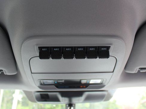 Used 2025 Ford F350 XL AWD/4WD image 30