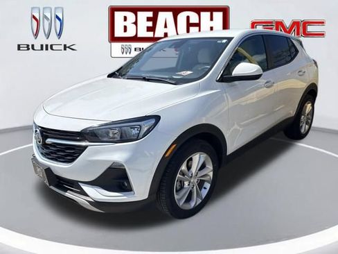 Used 2020 Buick Encore GX Preferred w/ Cold Weather Comfort Package FWD image 9