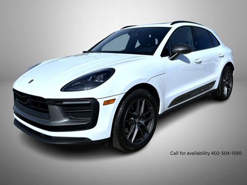 Used 2023 Porsche Macan Turbo AWD/4WD image 1