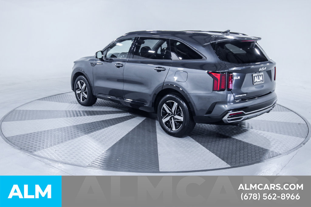 Used 2023 Kia Sorento S w/ Panoramic Sunroof Package FWD image 5