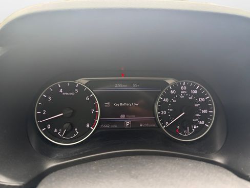 Certified 2023 Nissan Sentra SV FWD image 14