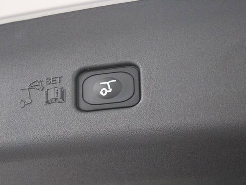 New 2026 Lincoln Nautilus Premier w/ Equipment Group 102A image 16