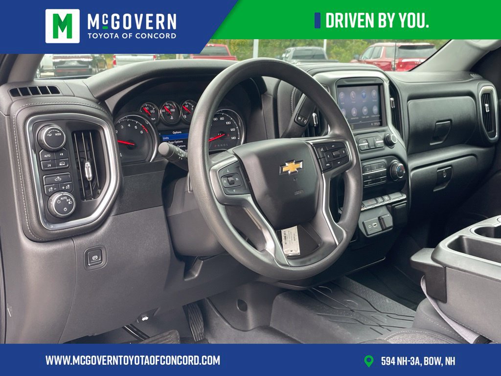 Used 2020 Chevrolet Silverado 1500 LT w/ LT Value Package AWD/4WD image 13