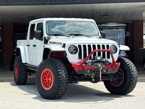 Used 2021 Jeep Gladiator Rubicon AWD/4WD image 1
