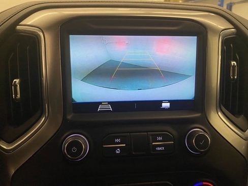 Used 2021 Chevrolet Silverado 1500 LT Trail Boss w/ Bed Protection Package image 11