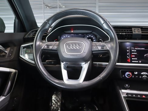 Used 2022 Audi Q3 2.0T Premium w/ Convenience Package AWD/4WD image 15