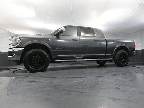 Used 2022 RAM 3500 Laramie AWD/4WD image 42