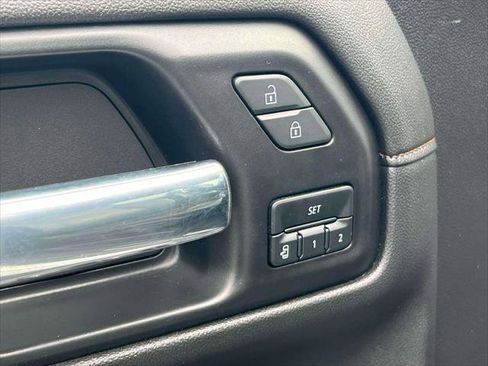 Used 2021 GMC Sierra 1500 AT4 image 19