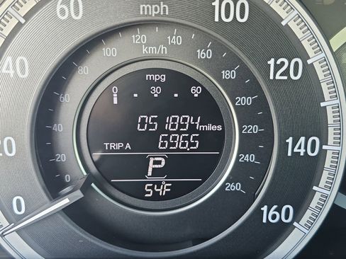 Used 2017 Honda Accord EX-L image 28