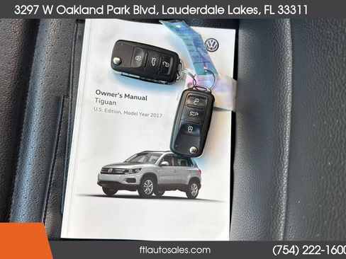 Used 2017 Volkswagen Tiguan S image 62