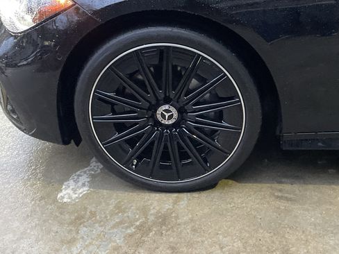 Certified 2024 Mercedes-Benz CLE 300 4MATIC Coupe image 15