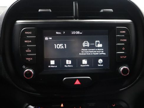 Used 2021 Kia Soul LX image 24