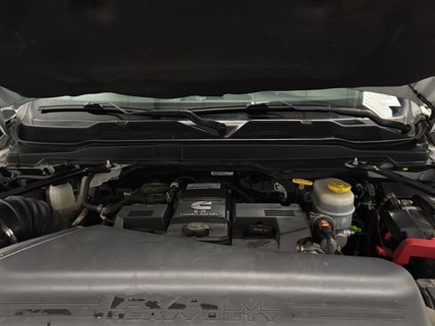 Used 2022 RAM 3500 Tradesman AWD/4WD image 26