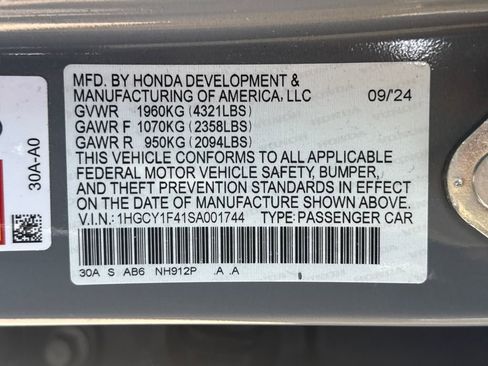 Used 2025 Honda Accord SE image 30