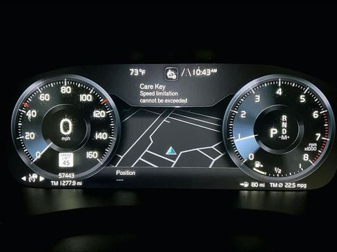 Used 2021 Volvo XC40 T5 R-Design w/ Advanced Package AWD/4WD image 25