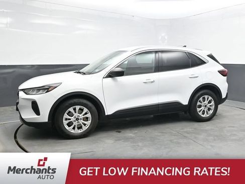 Used 2023 Ford Escape Active AWD/4WD image 3