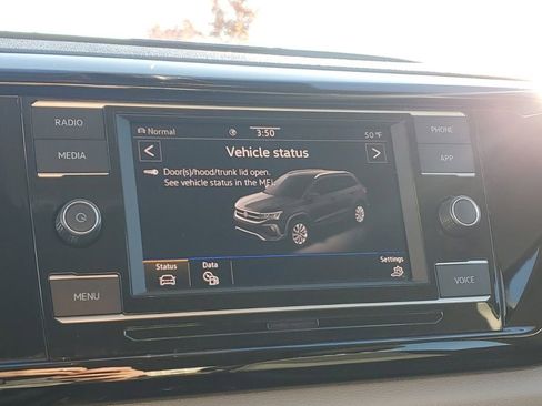 Used 2024 Volkswagen Taos S image 22