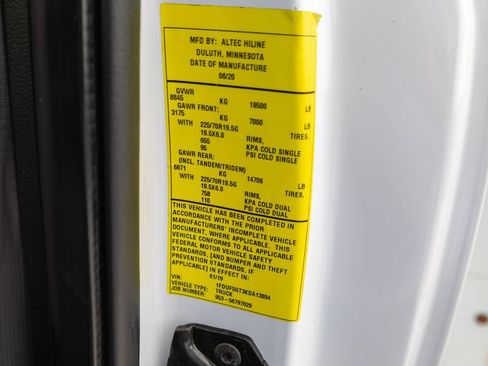 Used 2019 Ford F550 2WD Regular Cab Super Duty image 34