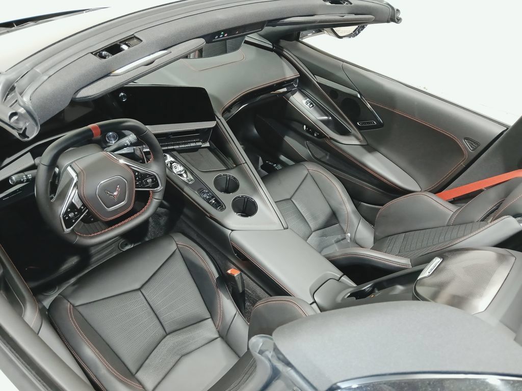 Used 2026 Chevrolet Corvette Stingray Preferred Conv w/ Z51 Performance Package RWD image 27