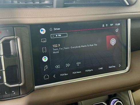 Used 2022 GMC Yukon Denali w/ Denali Premium Package image 18