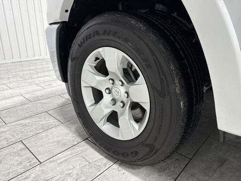 Used 2025 RAM 1500 Lone Star image 34