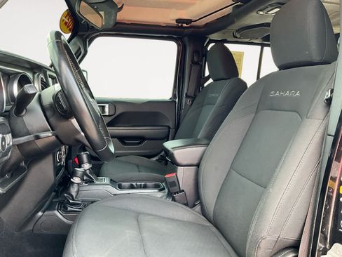 Used 2021 Jeep Wrangler Unlimited Sahara AWD/4WD image 9
