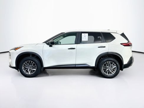 Used 2023 Nissan Rogue S AWD/4WD image 4