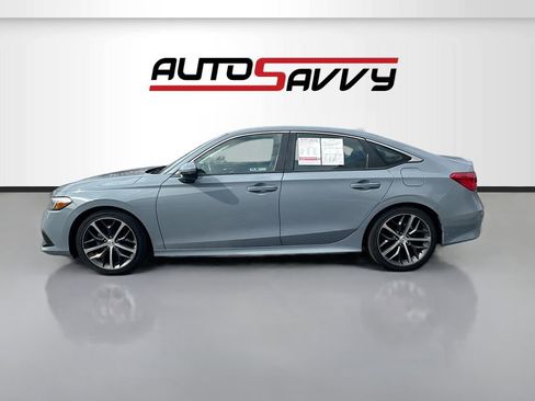 Used 2024 Honda Civic Touring image 4