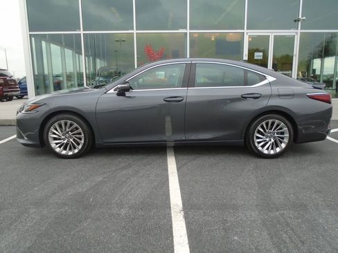 Used 2023 Lexus ES 350 Ultra Luxury image 7