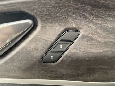 New 2025 Jeep Grand Cherokee L Limited w/ Black Appearance Package image 22