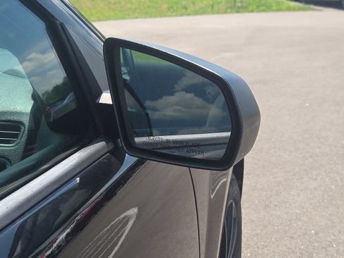 Used 2013 Dodge Avenger SE FWD image 6