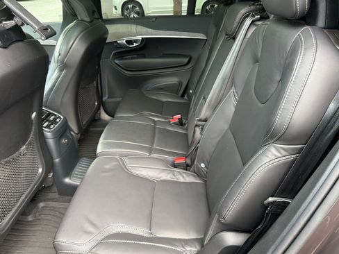 Used 2023 Volvo XC90 T8 Ultimate AWD/4WD image 15