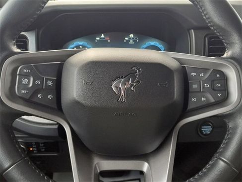 Used 2025 Ford Bronco Big Bend image 17