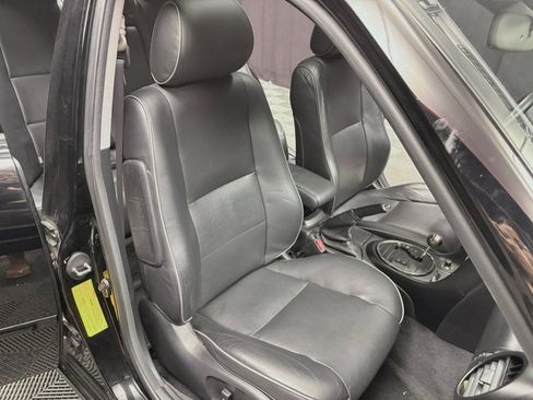 Used 2003 Lexus IS 300 RWD image 32