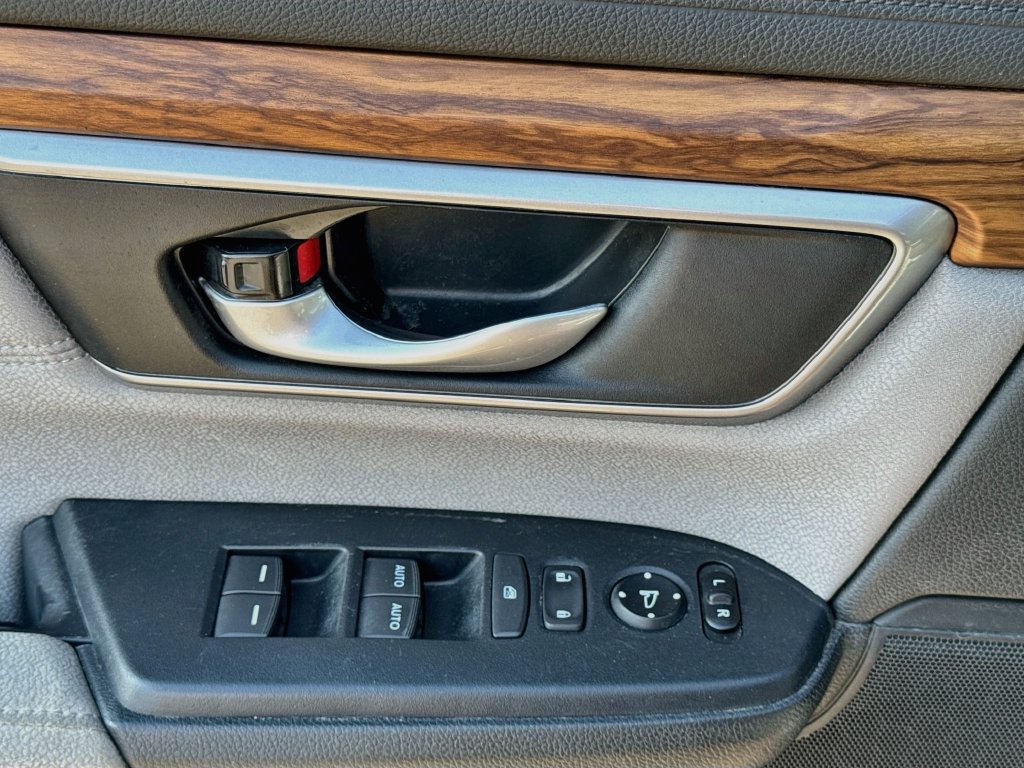 Used 2019 Honda CR-V EX image 20