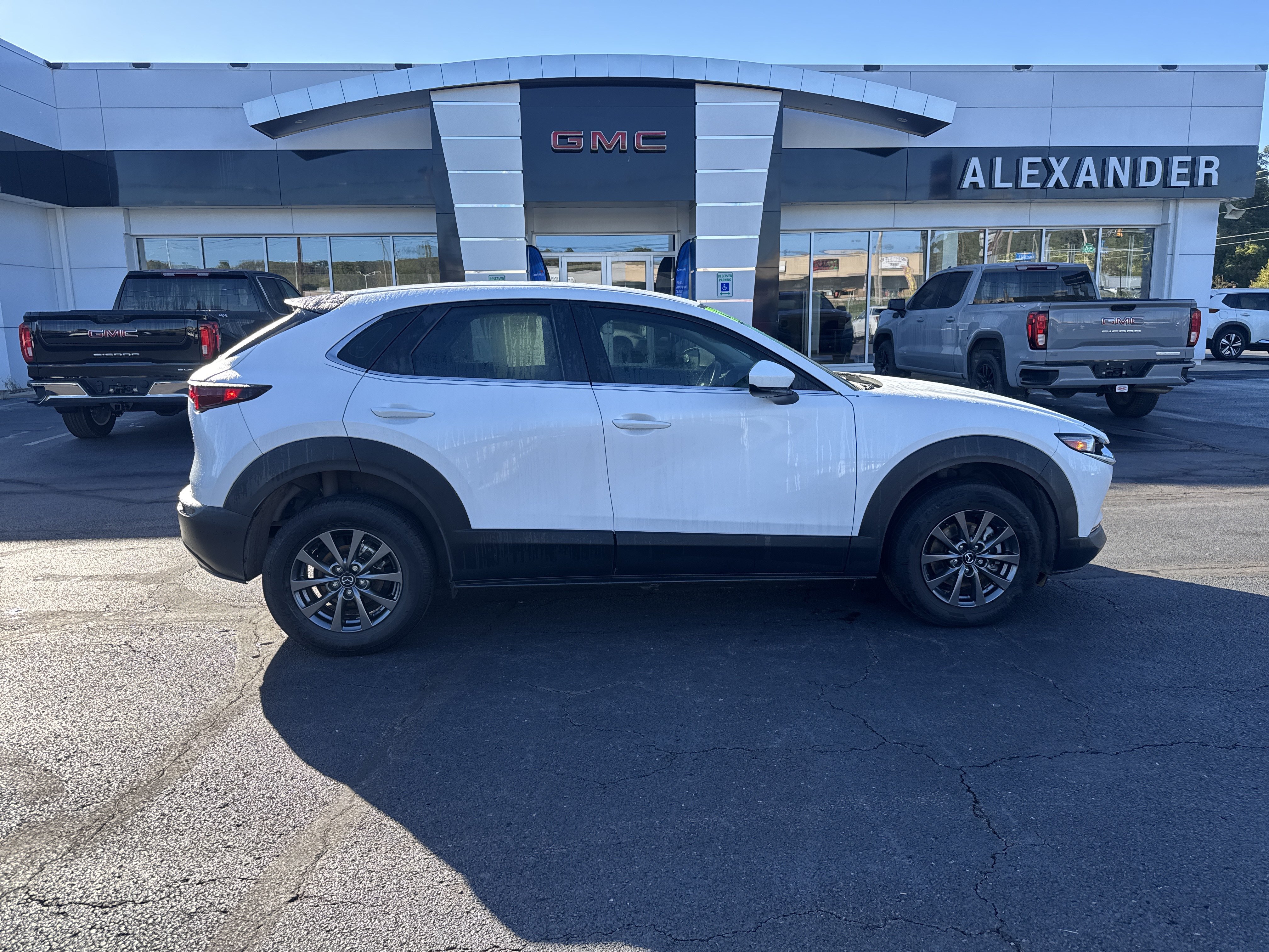 Used 2021 MAZDA CX-30 FWD 2.5 S image 2