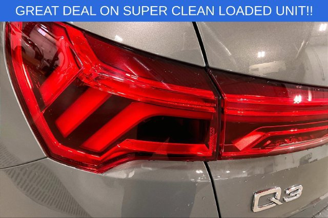 Used 2021 Audi Q3 2.0T Premium Plus w/ Premium Plus Package AWD/4WD image 29
