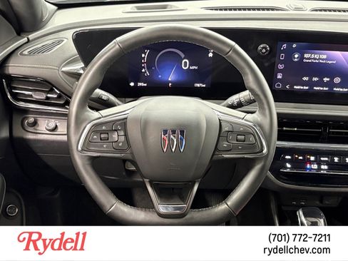 Used 2025 Buick Envista Avenir FWD image 13