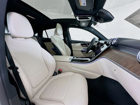 New 2026 Mercedes-Benz GLC 300 GLC 300 Coupe image 31